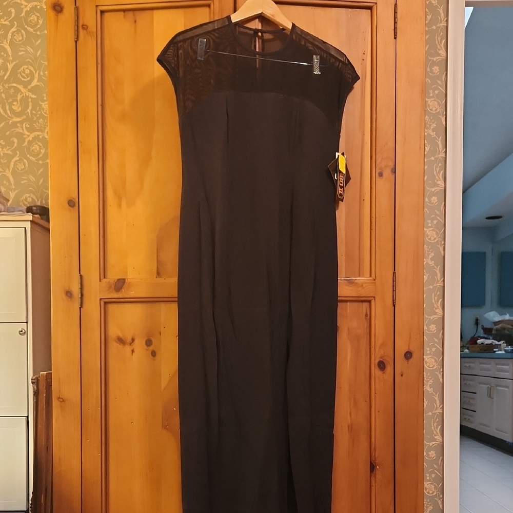 Elegant Black Maxi Dress